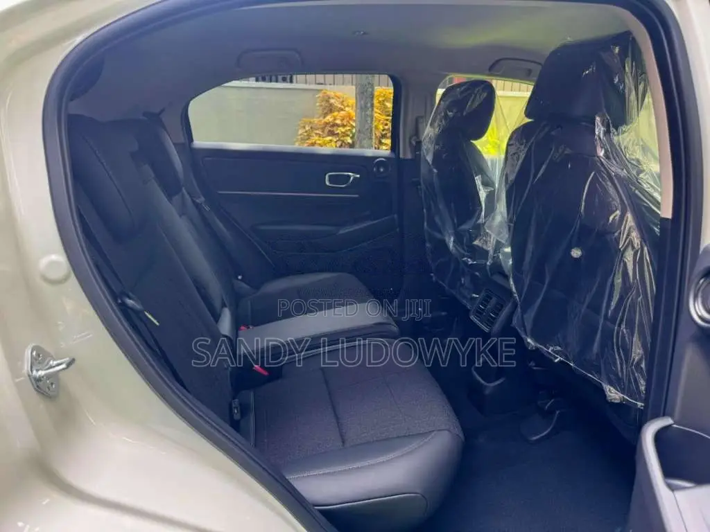 Honda Vezel Z Premium With 10 Speakers 2026 SUV Brand New