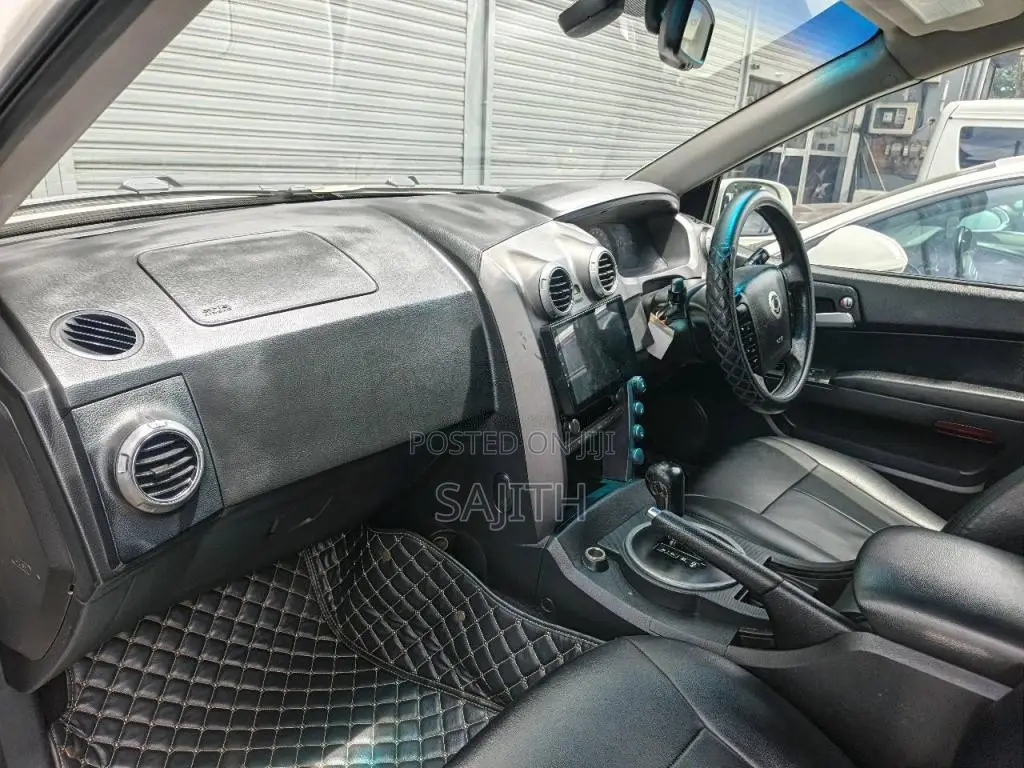 Micro Actyon 2012 SUV (Used)