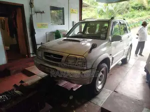 Suzuki Escudo 1999 SUV (Used)
