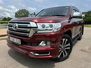 Toyota V8 2013 SUV (Used)