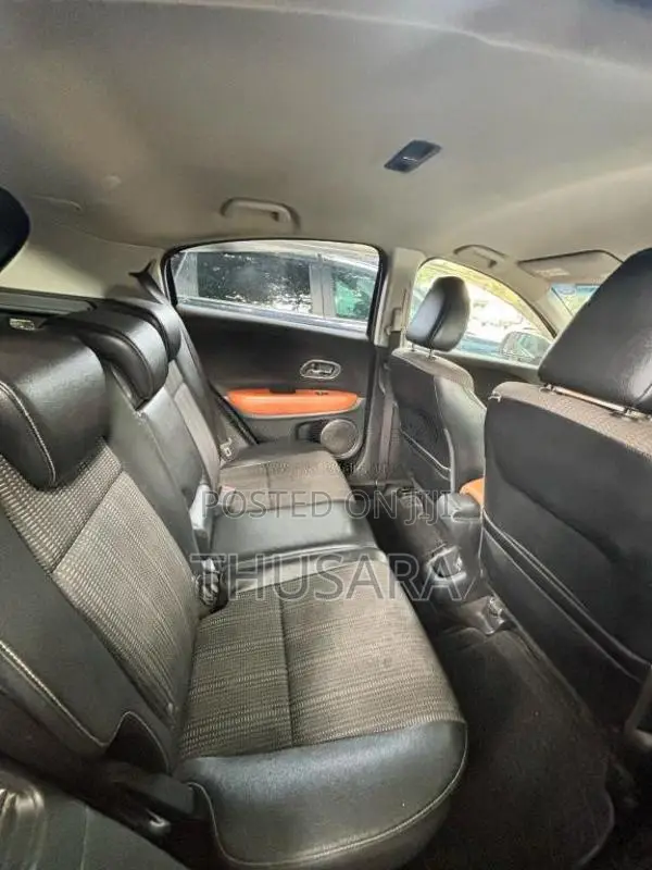 Honda Vezel 2015 SUV (Used)