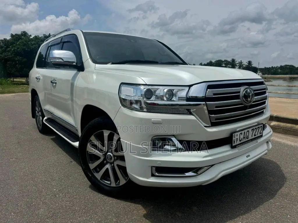 Toyota V8 2016 SUV (Used)