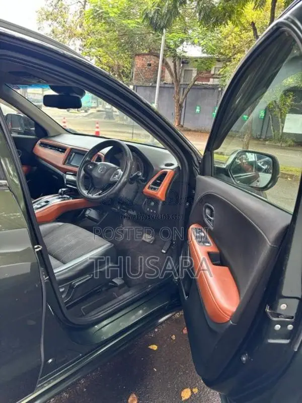Honda Vezel 2015 SUV (Used)