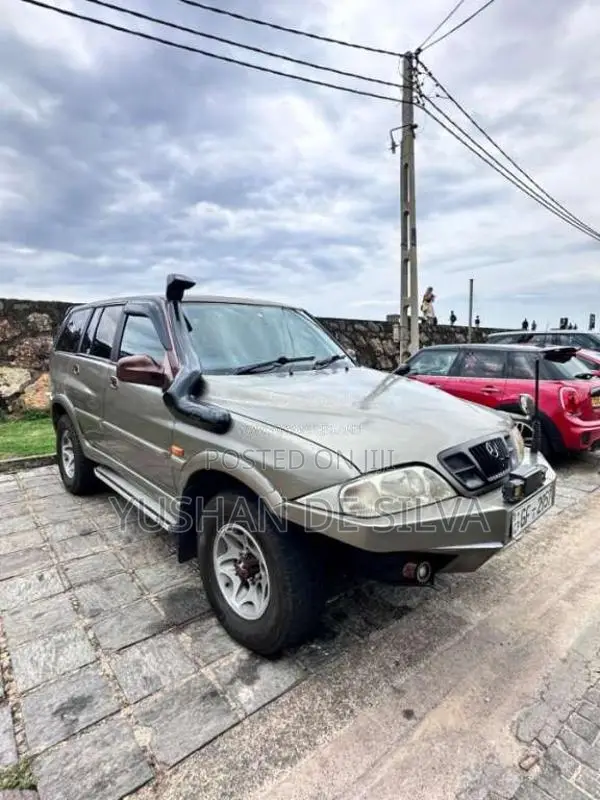 Mercedes-Benz Musso 2000 SUV (Used)
