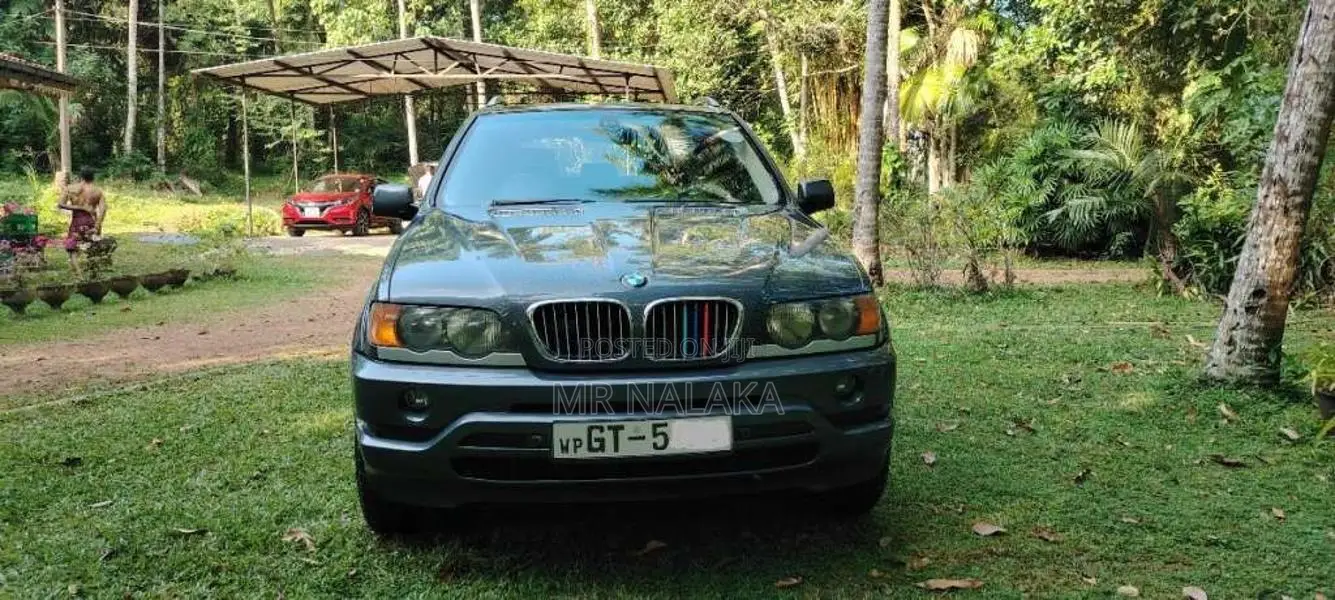 BMW X5 2002 SUV (Used)