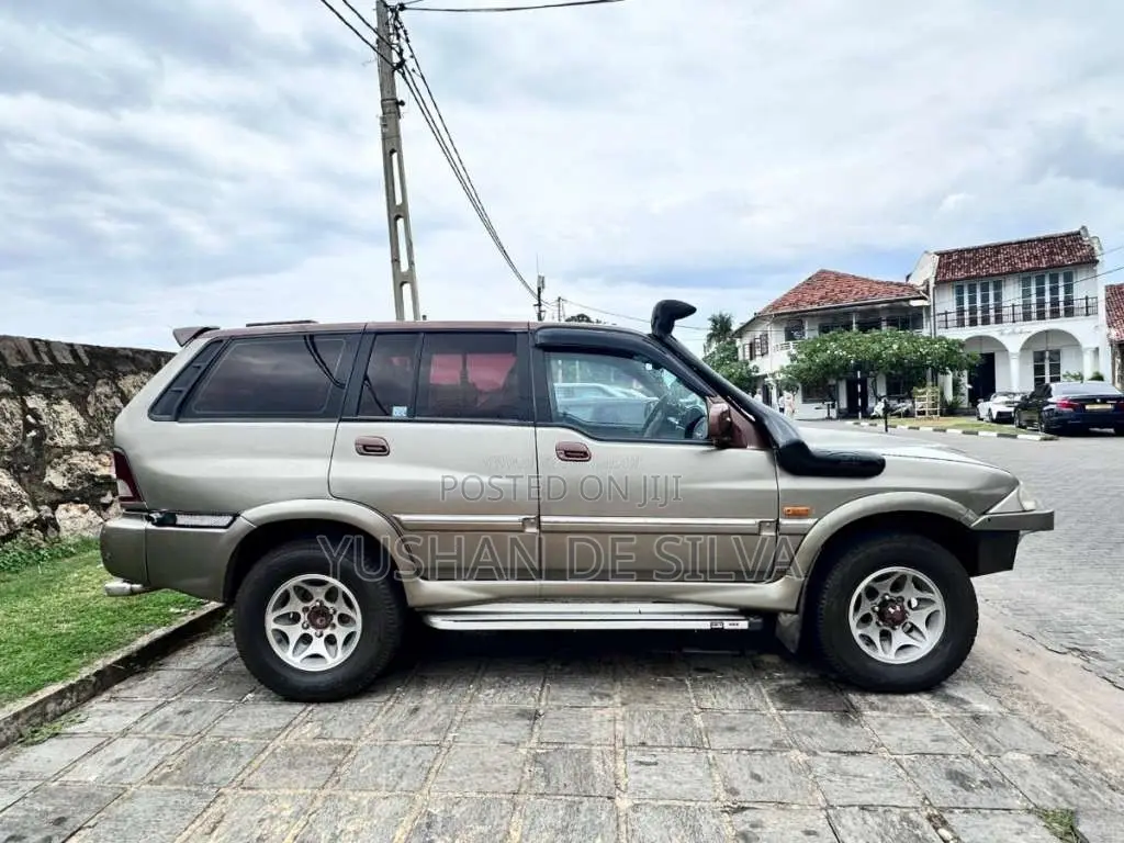 Mercedes-Benz Musso 2000 SUV (Used)