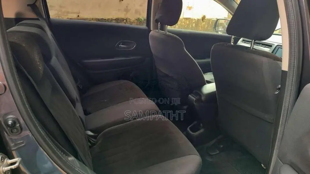 Honda Vezel 2014 SUV (Used)