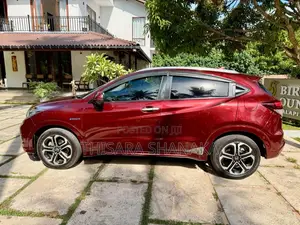 Honda Vezel 2014 SUV (Used)