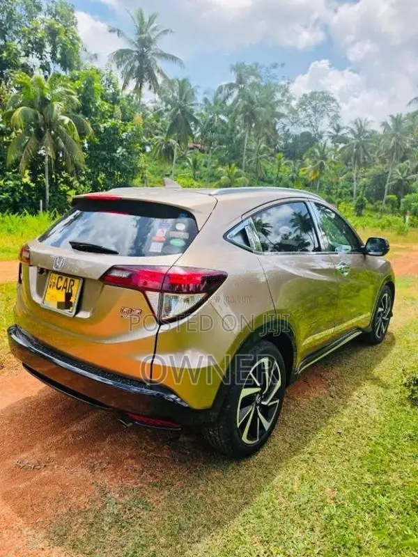 Honda Vezel RS 2016 SUV (Used)
