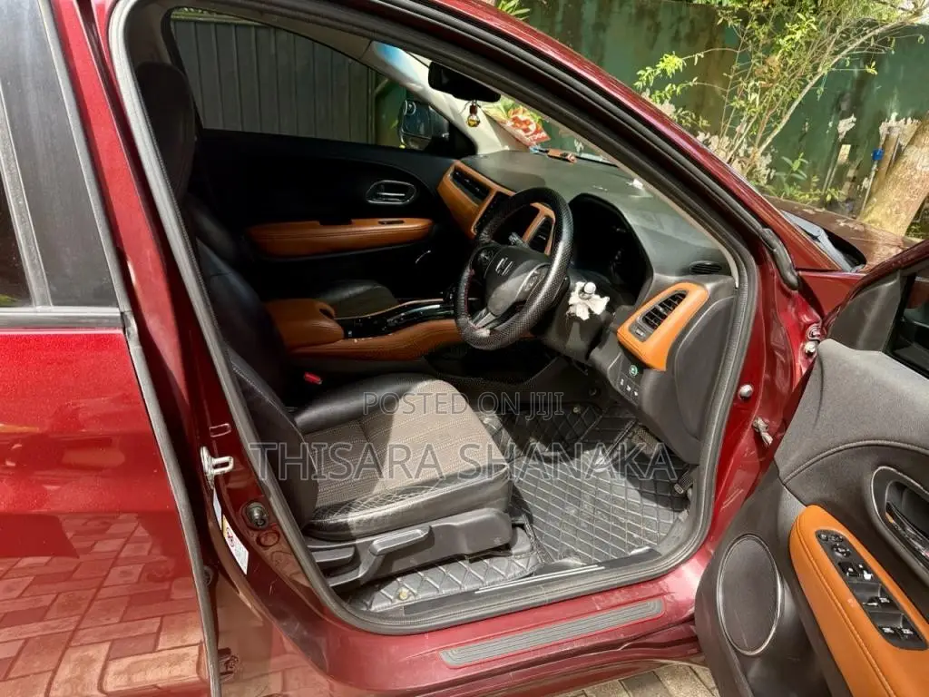 Honda Vezel 2014 SUV (Used)
