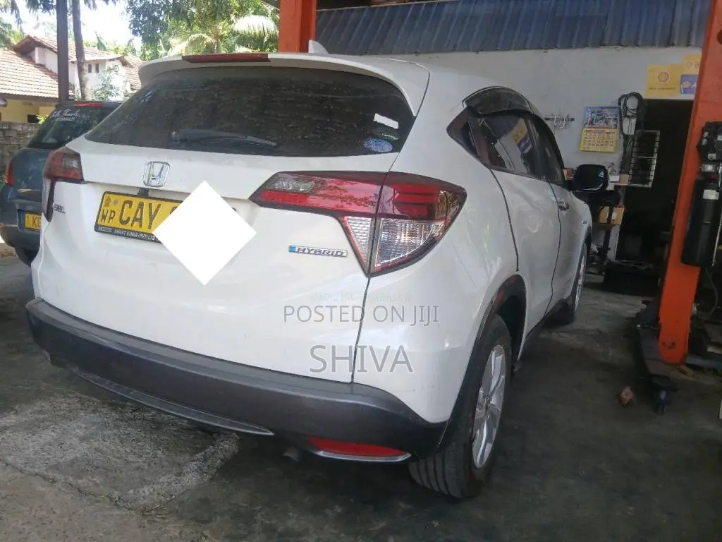Honda Vezel 2016 SUV (Used)
