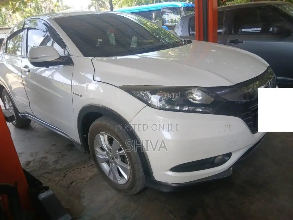 Honda Vezel 2016 SUV (Used)