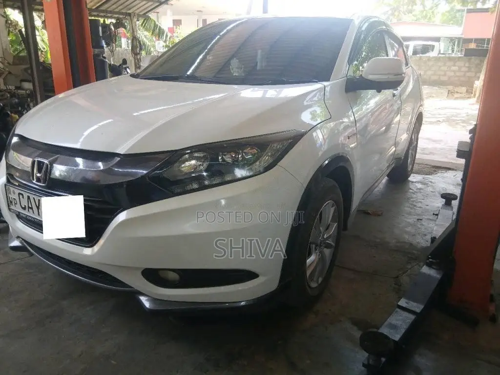 Honda Vezel 2016 SUV (Used)