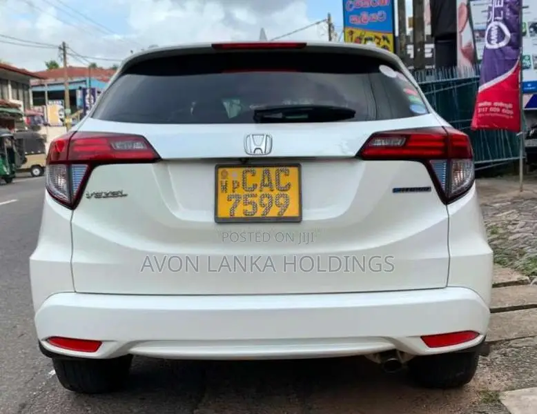 Honda Vezel 2014 SUV (Used)