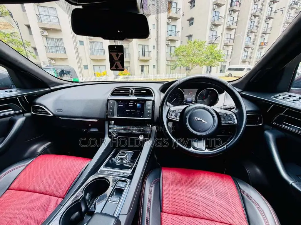 Jaguar F Pace 2017 SUV (Used)