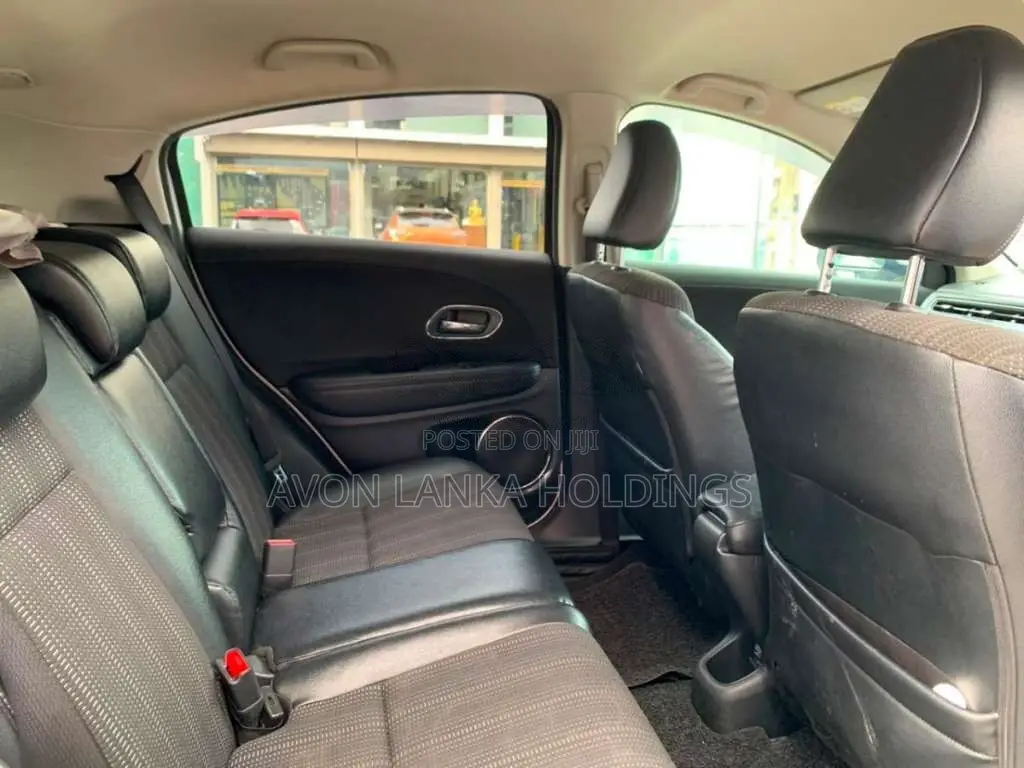 Honda Vezel 2014 SUV (Used)