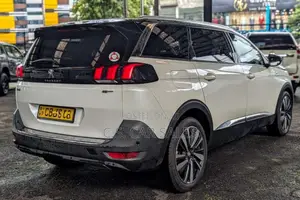 Peugeot 5008 2019 SUV (Used)