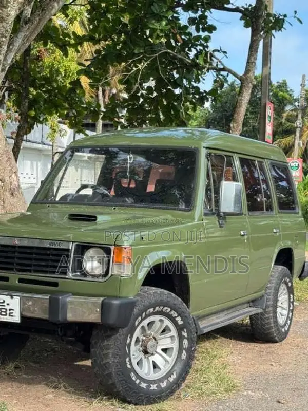 Mitsubishi Pajero 1988 SUV (Used)