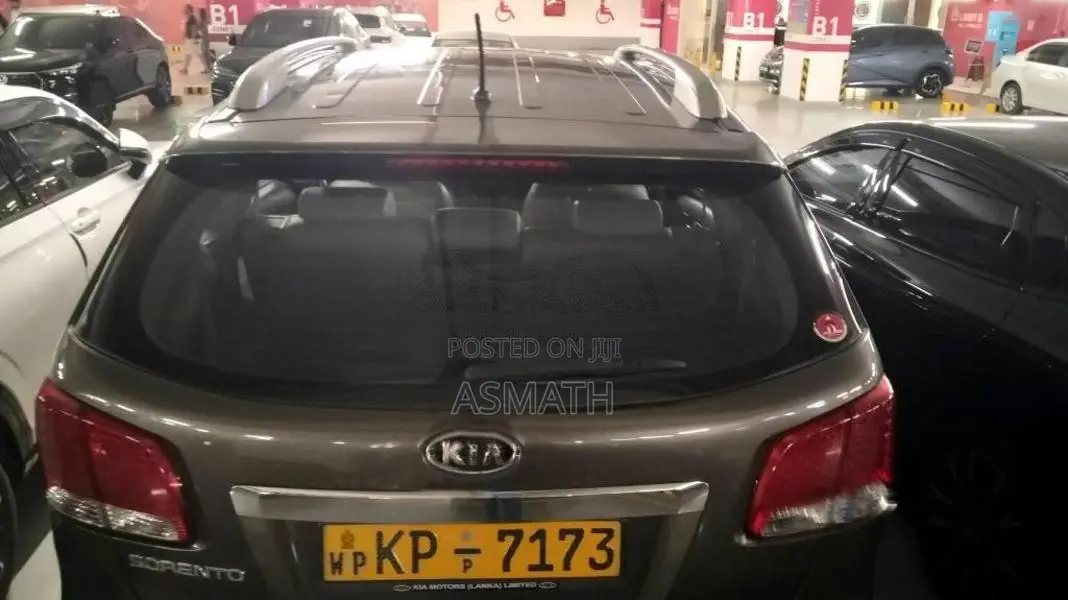 Kia Sorento 2011 SUV (Used)
