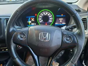 Honda Vezel 2014 SUV (Used)