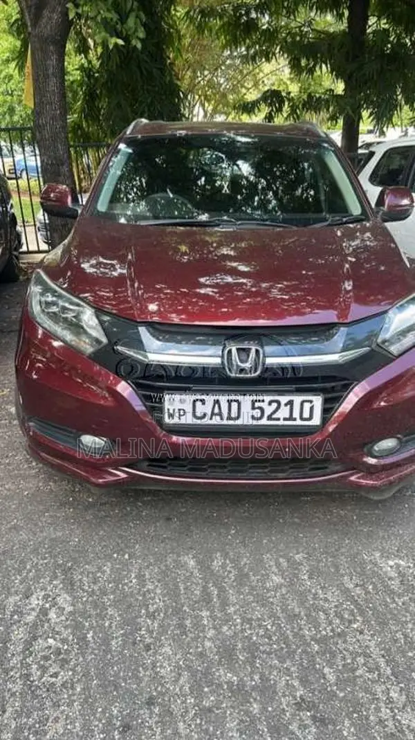 Honda Vezel 2014 SUV (Used)