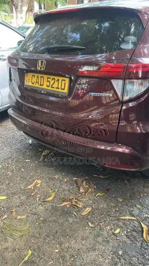 Honda Vezel 2014 SUV (Used)