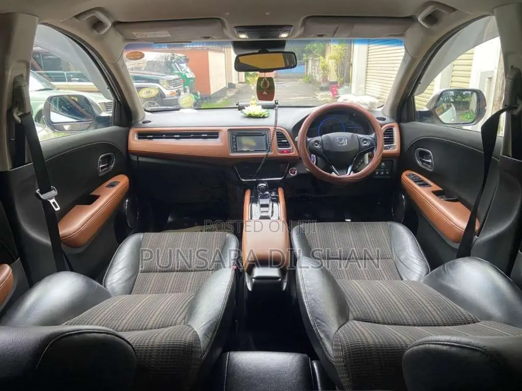 Honda Vezel 2016 SUV (Used)