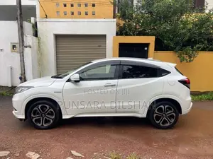 Honda Vezel 2016 SUV (Used)