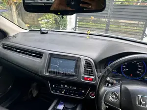 Honda Vezel 2014 SUV (Used)