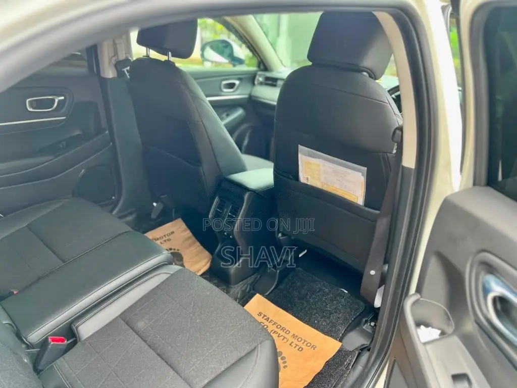 Honda Vezel G GRADE 2024 SUV (Used)