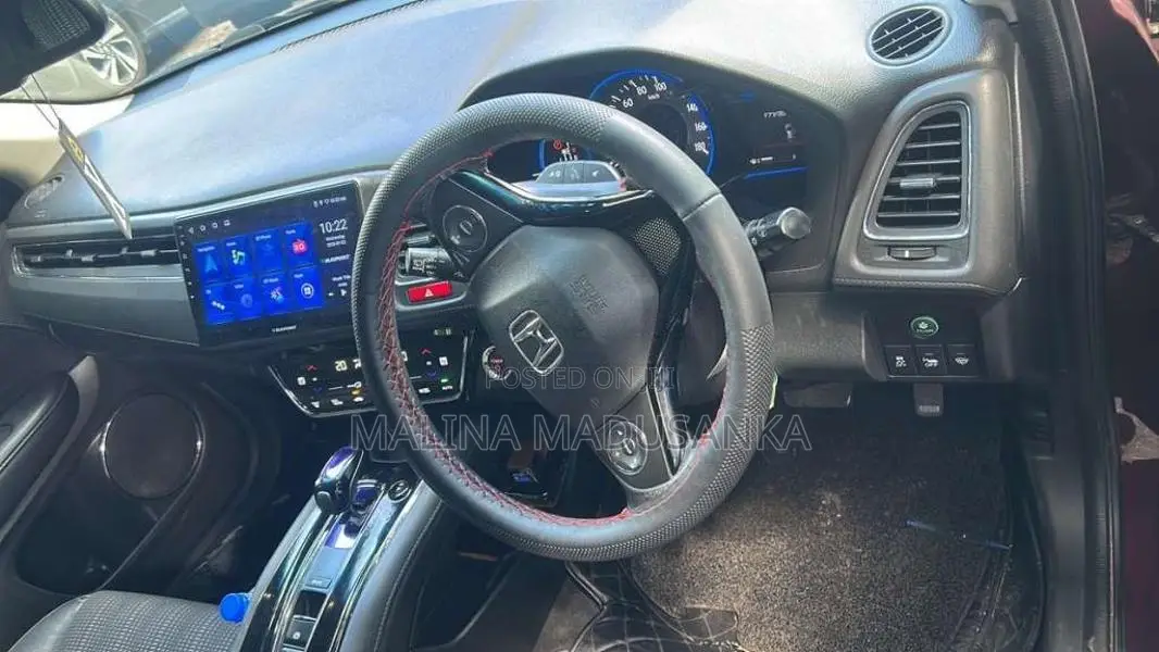 Honda Vezel 2014 SUV (Used)