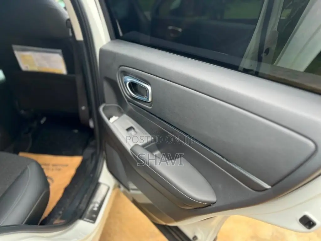 Honda Vezel G GRADE 2024 SUV (Used)