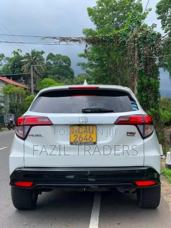 Honda Vezel RS Sensing 2016 SUV (Used)