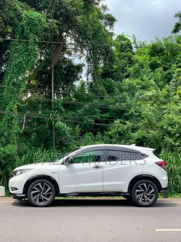 Honda Vezel RS Sensing 2016 SUV (Used)