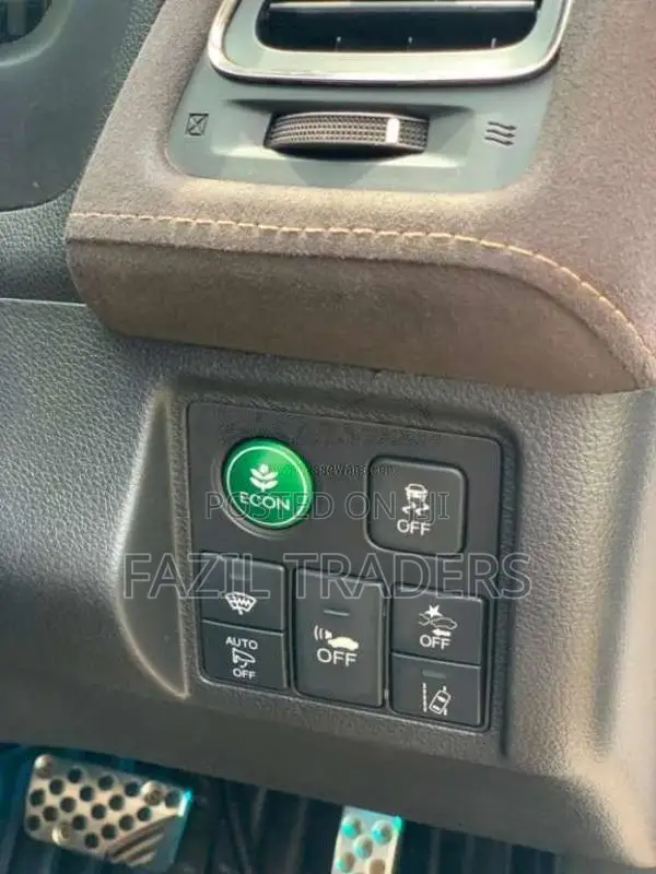 Honda Vezel RS Sensing 2016 SUV (Used)