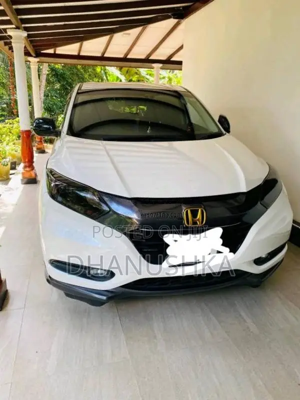 Honda Vezel 2014 SUV (Used)