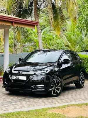 Honda Vezel RS Sensing 2017 SUV (Used)