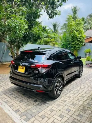 Honda Vezel RS Sensing 2017 SUV (Used)
