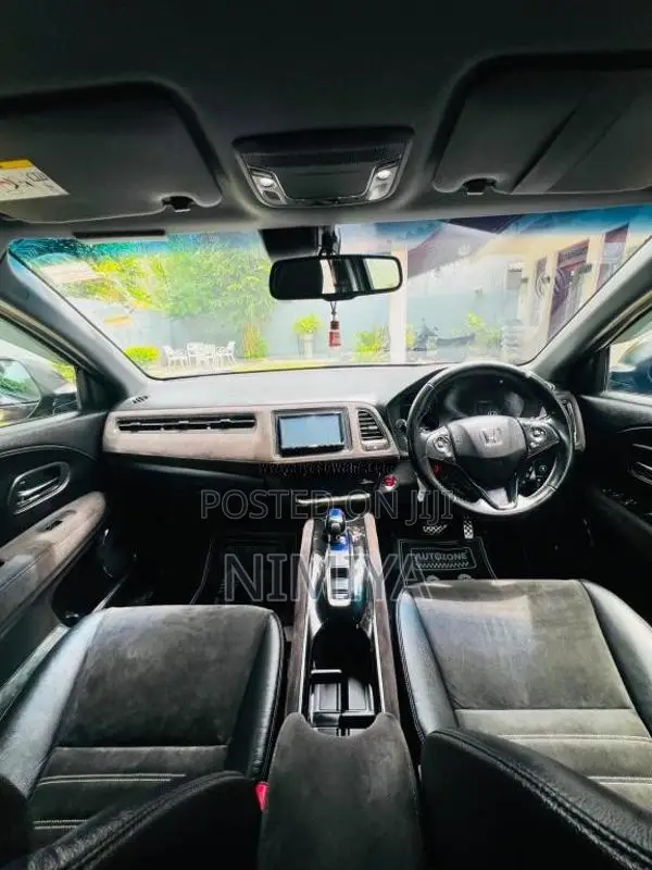Honda Vezel RS Sensing 2017 SUV (Used)