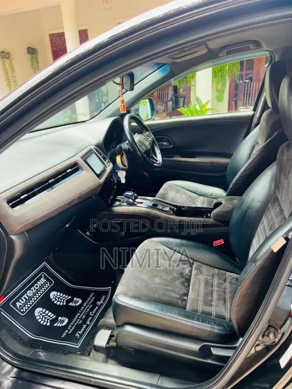 Honda Vezel RS Sensing 2017 SUV (Used)