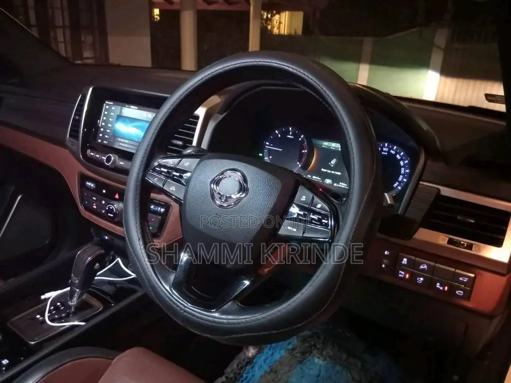 Micro Rexton G4 2018 SUV (Used)