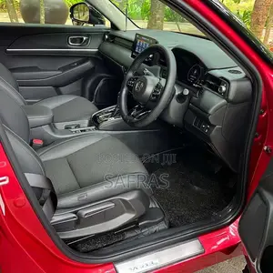 Honda Vezel 2025 SUV (Used)