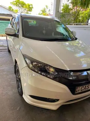 Honda Vezel 2016 SUV (Used)