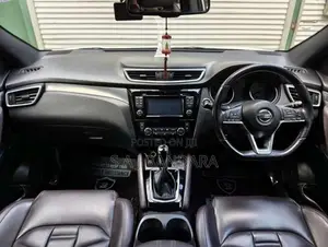 Nissan Qashqai 2018 SUV (Used)
