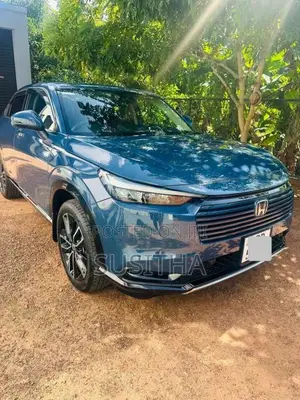 Honda Vezel Z 2025 SUV (Used)