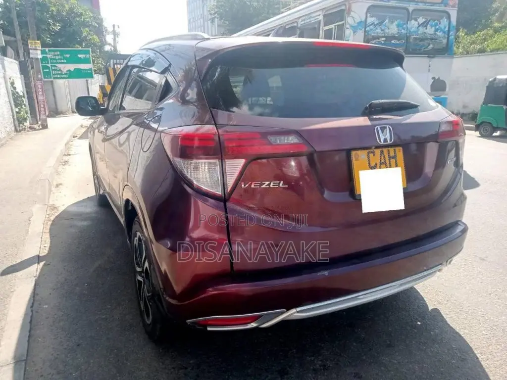 Honda Vezel 2015 SUV (Used)