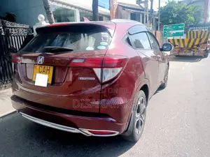 Honda Vezel 2015 SUV (Used)