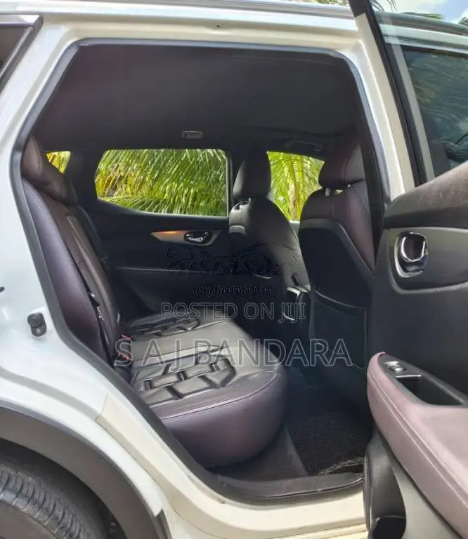 Nissan Qashqai 2018 SUV (Used)