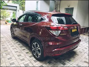 Honda Vezel Z Grade 2015 SUV (Used)