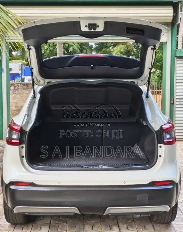 Nissan Qashqai 2018 SUV (Used)